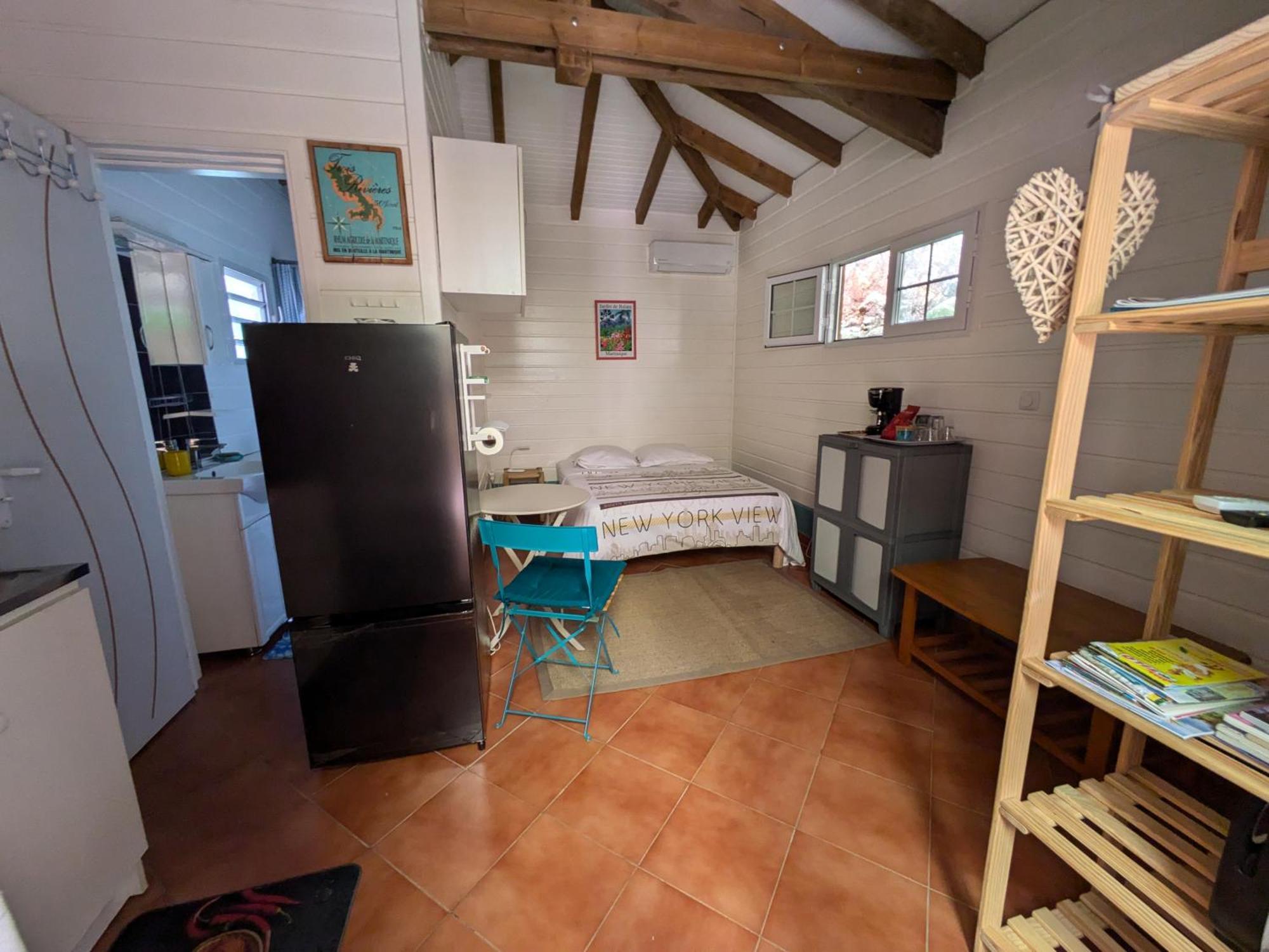 Le Marin - Bungalow Classe 3 Etoiles Tb Equipe & Confortable - Escapade En Couple - Paisible & En Toute Discretion - Wi-Fi - Climatisation - Calme & Serenite - Plages Du Sud, Centre De Carenage & Marina Du Marin Proche En Voiture - Acheminement Sur D Luaran gambar