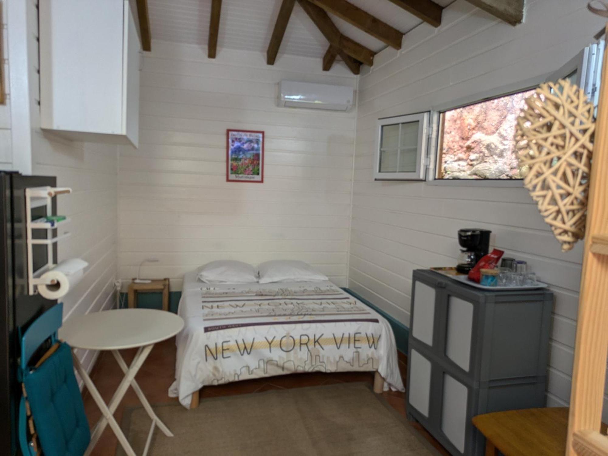 Le Marin - Bungalow Classe 3 Etoiles Tb Equipe & Confortable - Escapade En Couple - Paisible & En Toute Discretion - Wi-Fi - Climatisation - Calme & Serenite - Plages Du Sud, Centre De Carenage & Marina Du Marin Proche En Voiture - Acheminement Sur D Luaran gambar